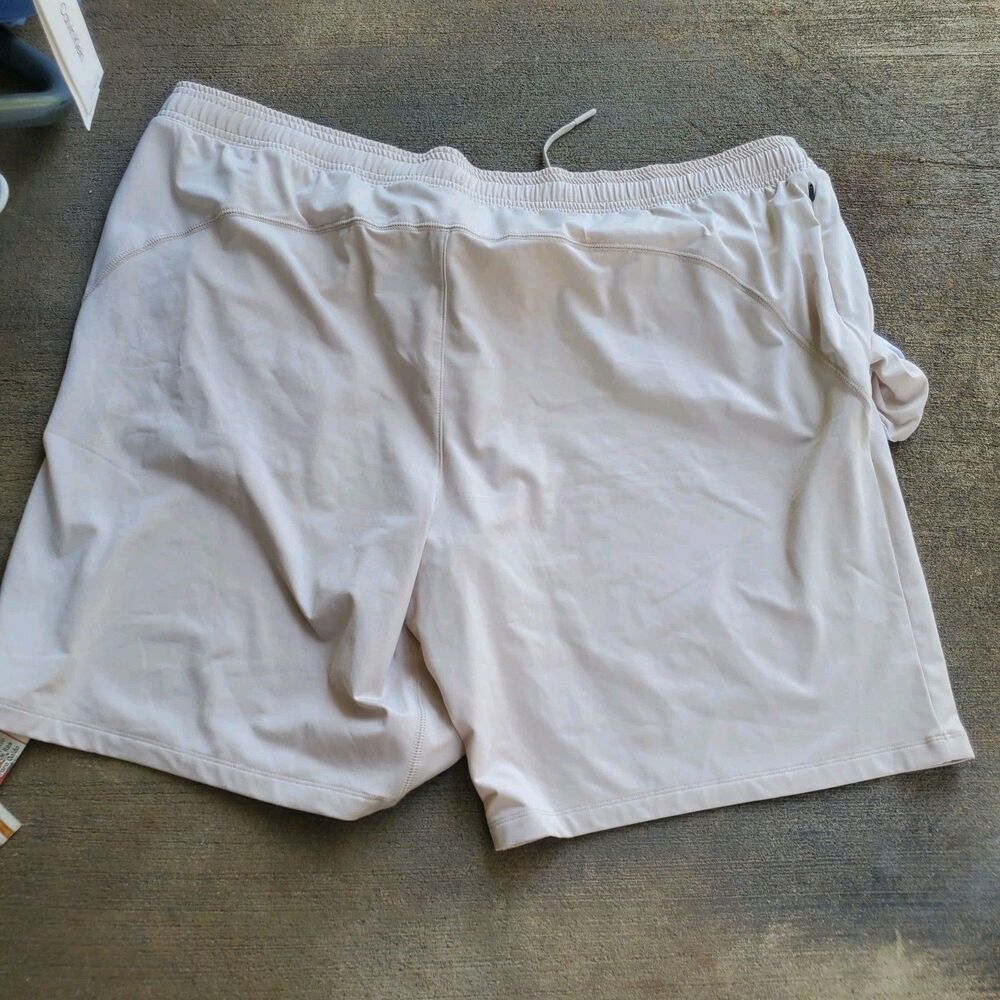 All In Motion Baige Shorts Size 2XL - Picture 2 of 3